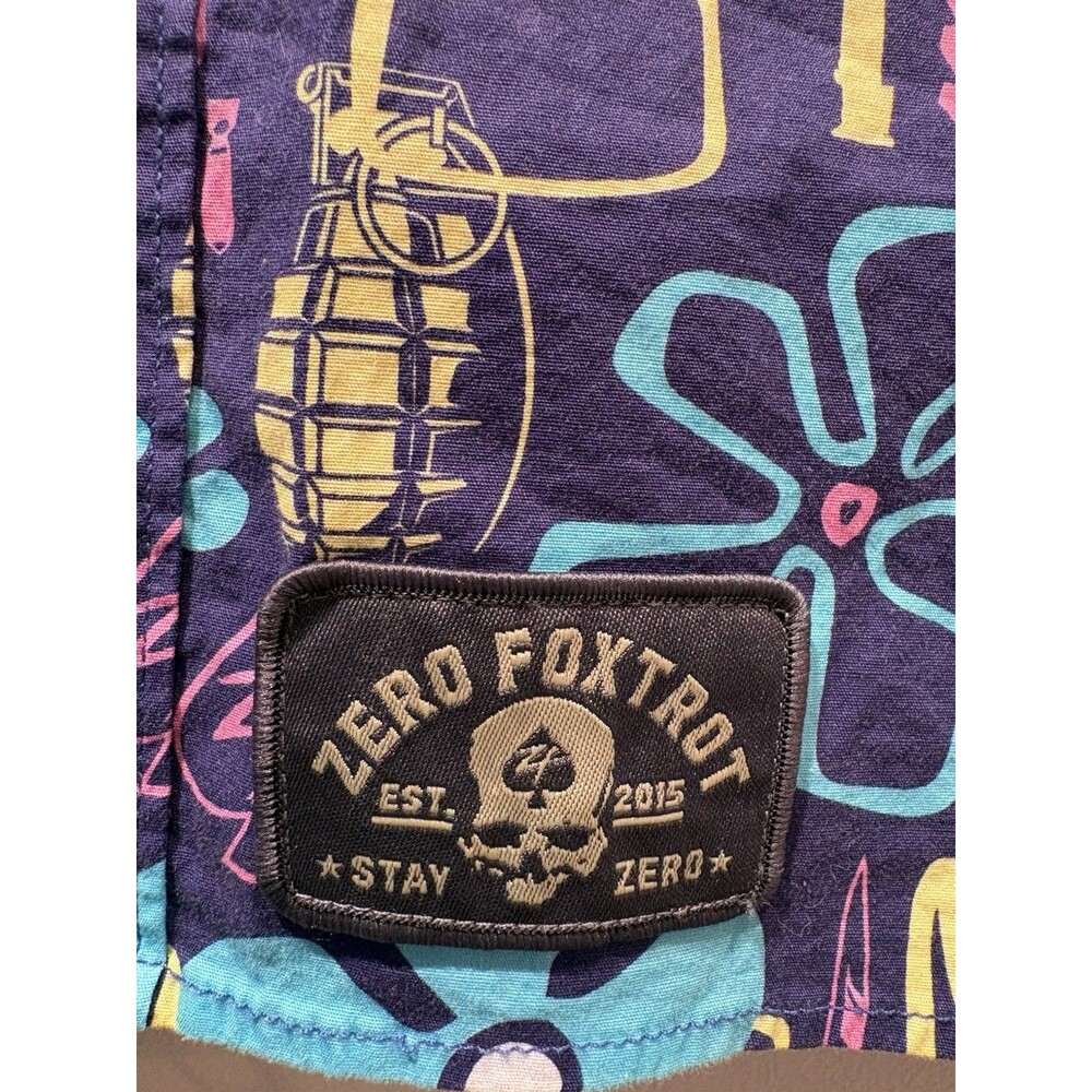 Zero Foxtrot Vented Tiki Grenades Switchblades Bombs Hawaiian Button Shirt L